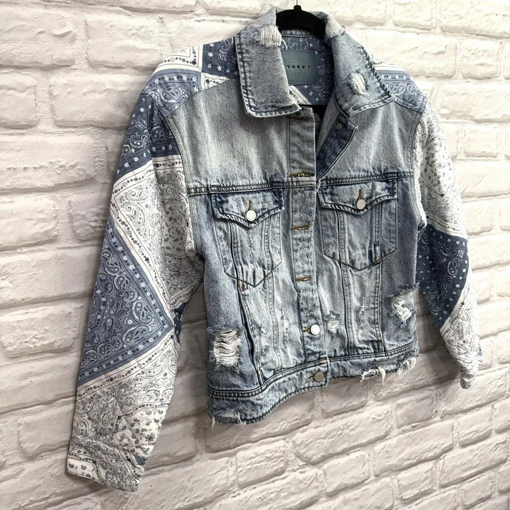 BlankNYC Anthropology Ladies Distressed Denim Blue Jean Jacket Size XS Patchwork